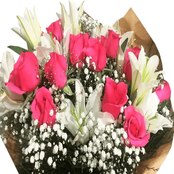 Buquê lírios brancos com rosas pink naturais