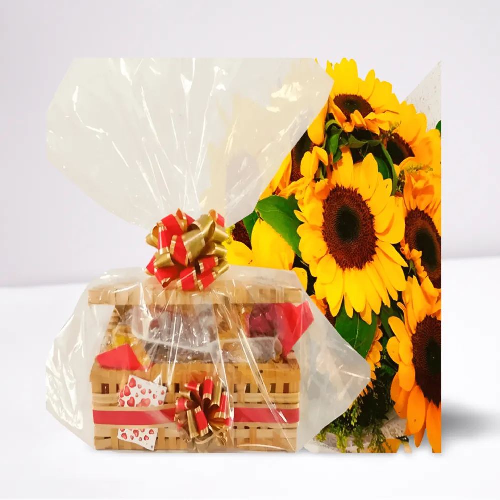 Cesta de café da manhã 80 itens com buquê 10 girassóis naturais em Recife