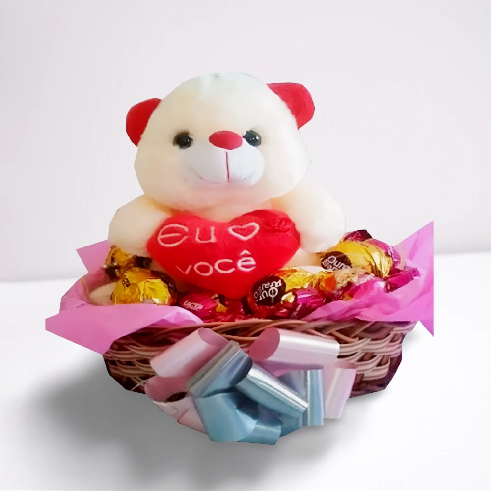 Cesta com urso de pelúcia e chocolates em Recife