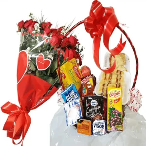 cesta de café 30 itens + buquê 10 rosas