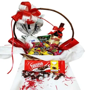 Cesta de Páscoa com vinho, taças e chocolates sortidos com entrega em Recife e Região